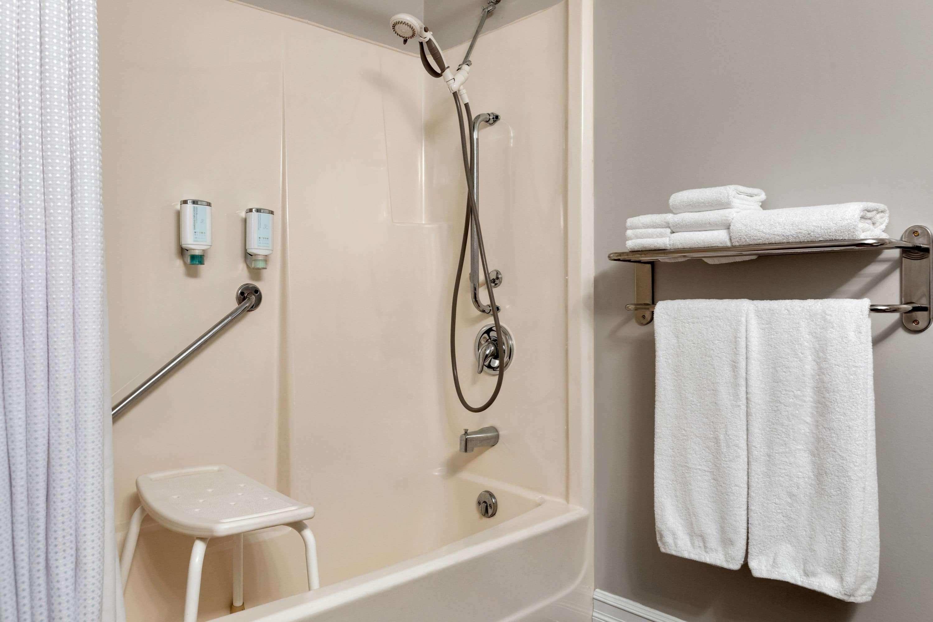 Travelodge Suites By Wyndham New Glasgow Extérieur photo